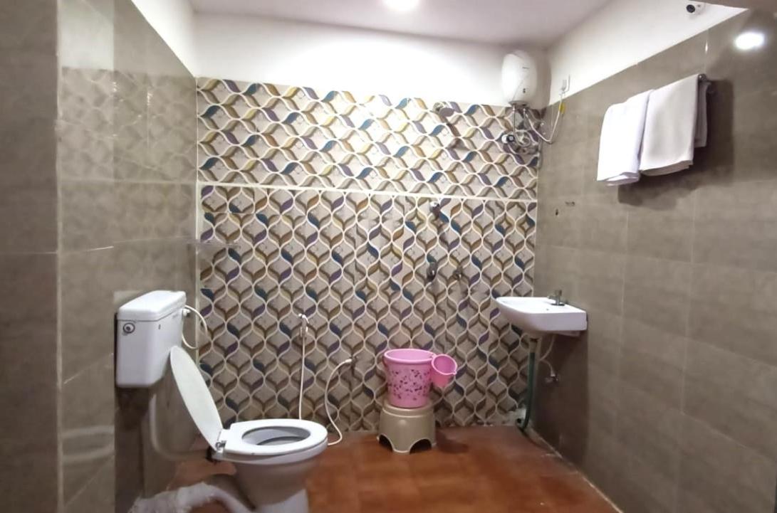 Zora Park Luxury Rooms Visakhapatnam Exterior foto