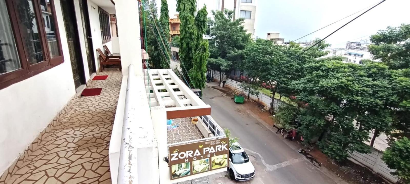 Zora Park Luxury Rooms Visakhapatnam Exterior foto